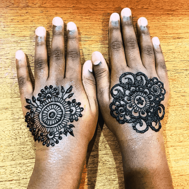 Appealing Tikki Henna Design