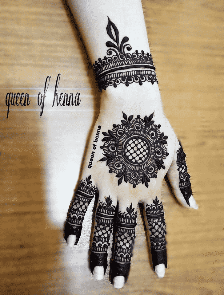 Fetching Tikki Henna Design