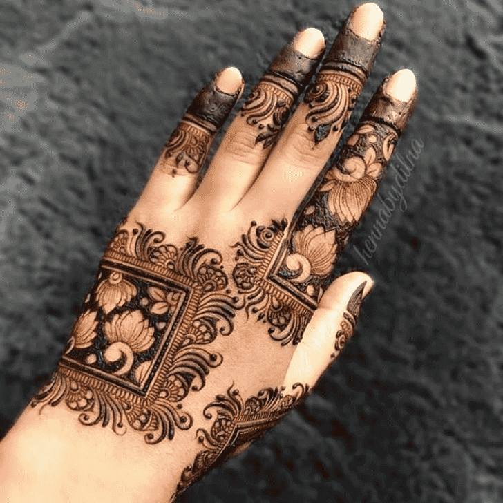 Marvelous Tiruchirappalli Henna Design