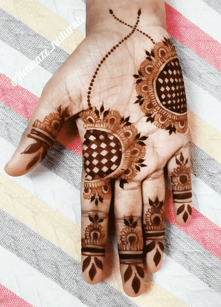 Nice Tiruchirappalli Henna Design