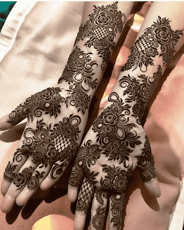 Fascinating Toronto Henna Design