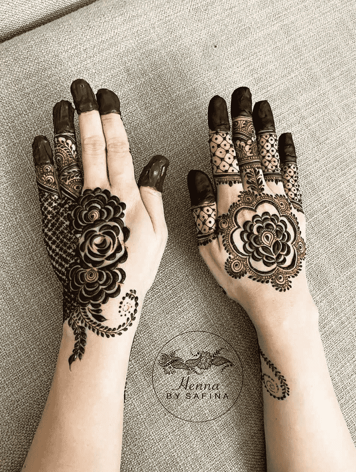 Graceful Toronto Henna Design