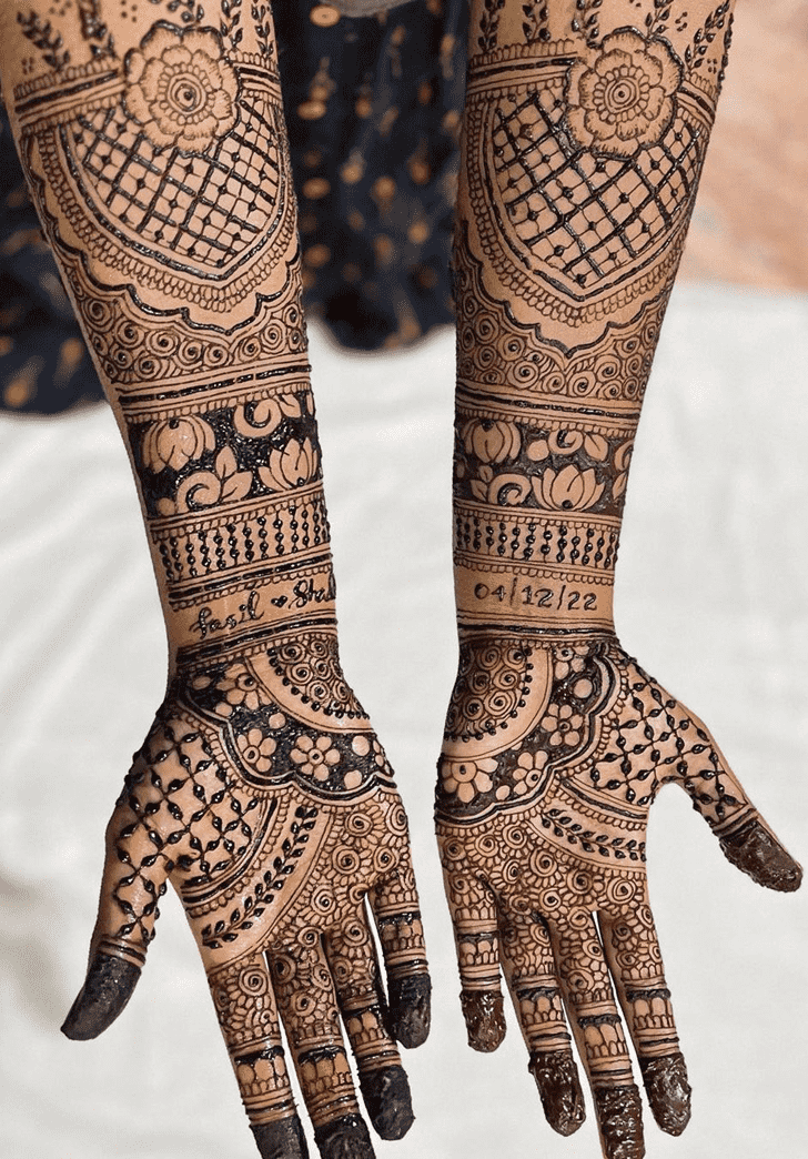 Nice Traditional Full Arm Henna Design