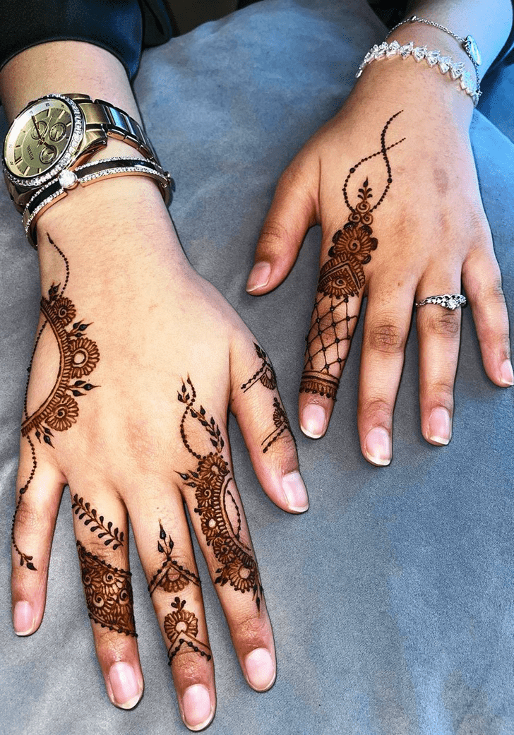 Delicate Trending Henna Design