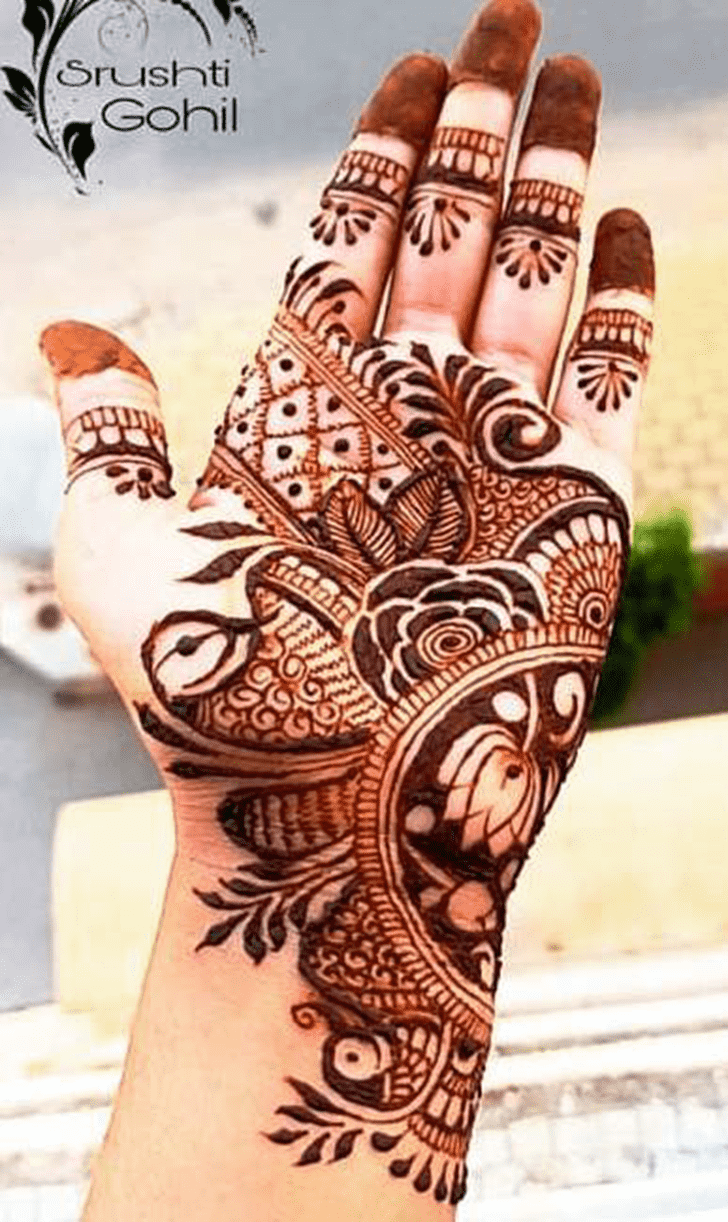 Ideal Trending Henna Design