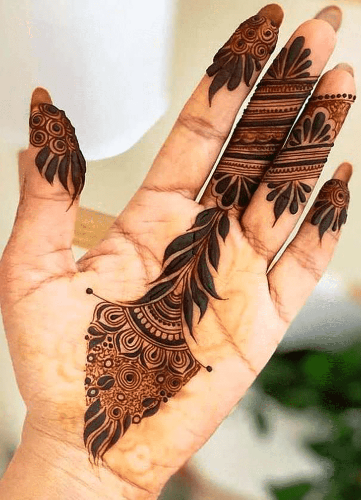 Inviting Trending Henna Design