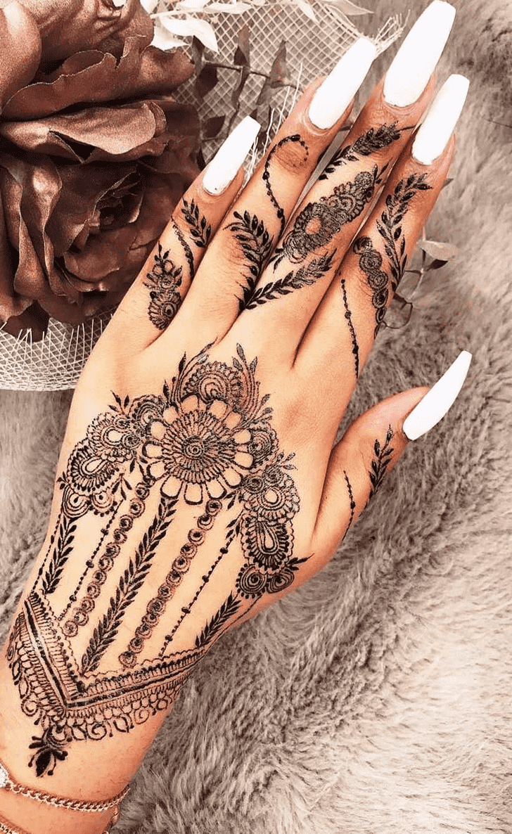 Stunning Trending Henna Design