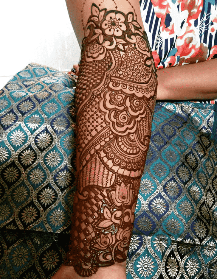 Comely Udaipur Henna Design