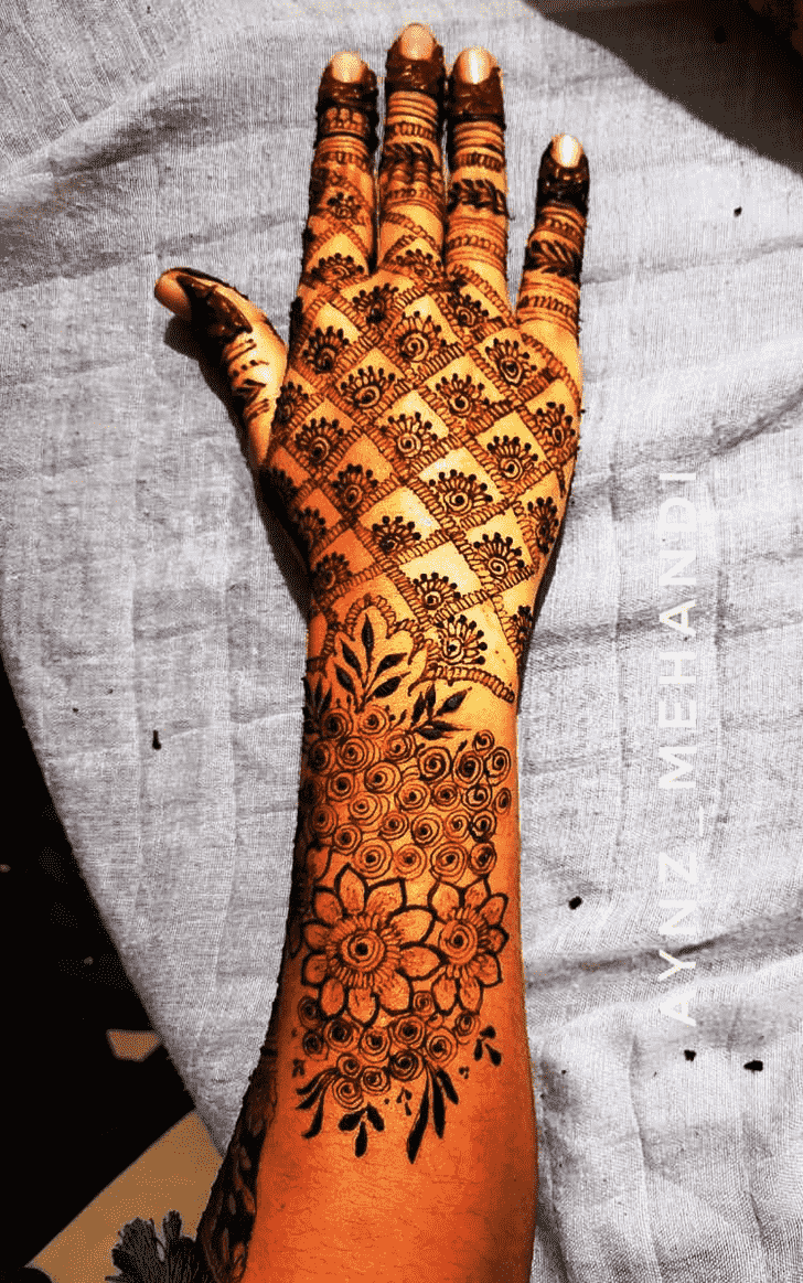 Charming Unique Henna Design