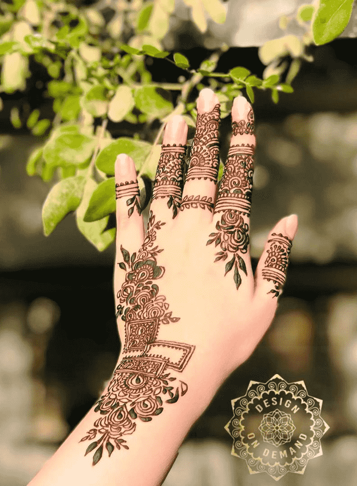 Pleasing Unique Henna Design