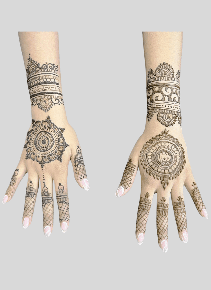 Pleasing United Arab Emirates Henna Design