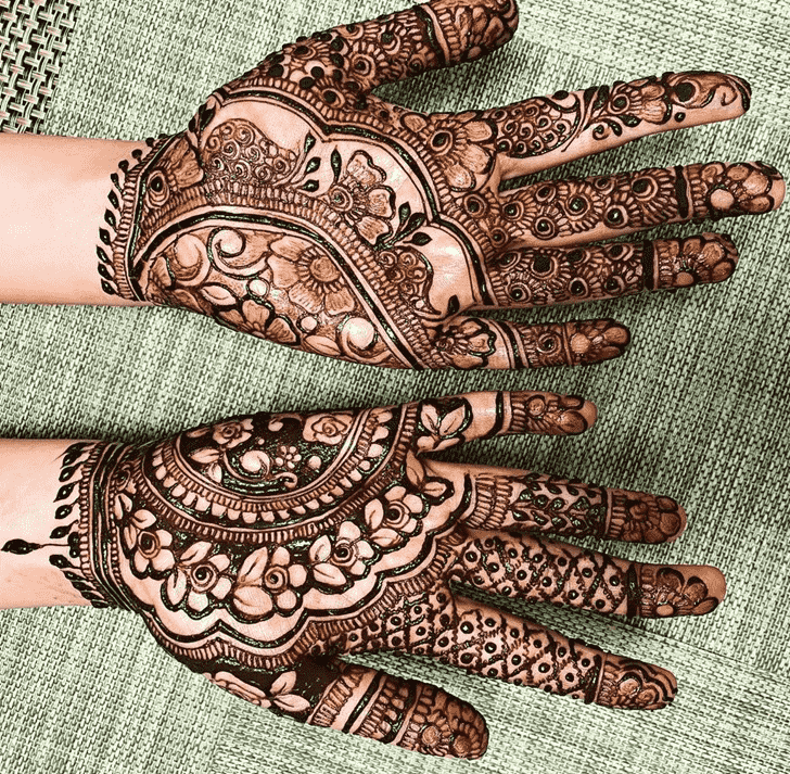 Inviting Vadodara Henna Design