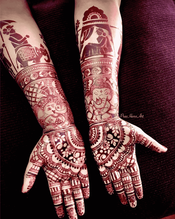 Pretty Vadodara Henna Design