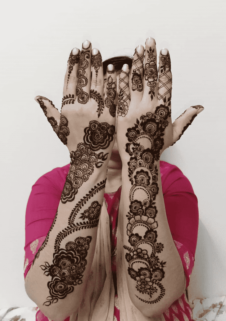 Enticing Valentines Day Henna Design