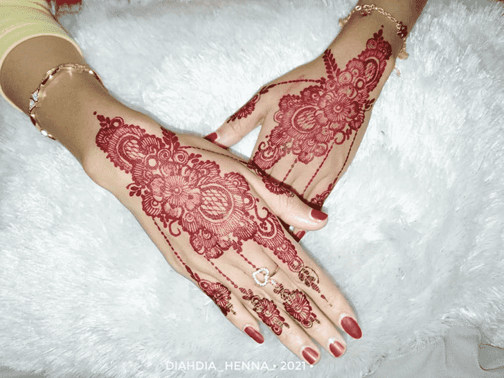 Marvelous Valentines Day Henna Design