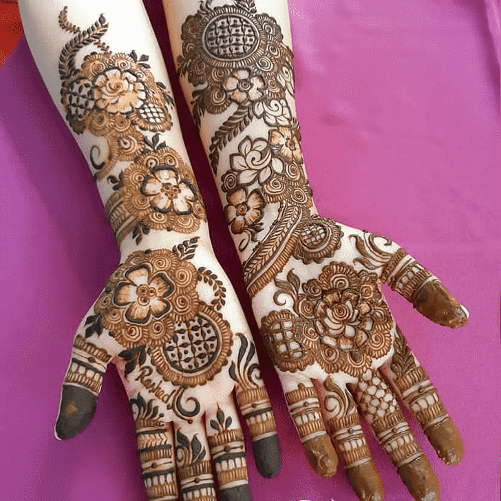 Nice Valentines Day Henna Design
