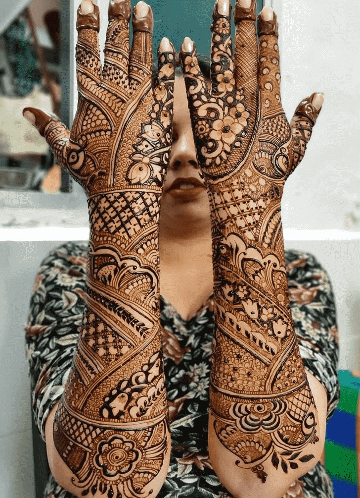 Slightly Varanasi Henna Design
