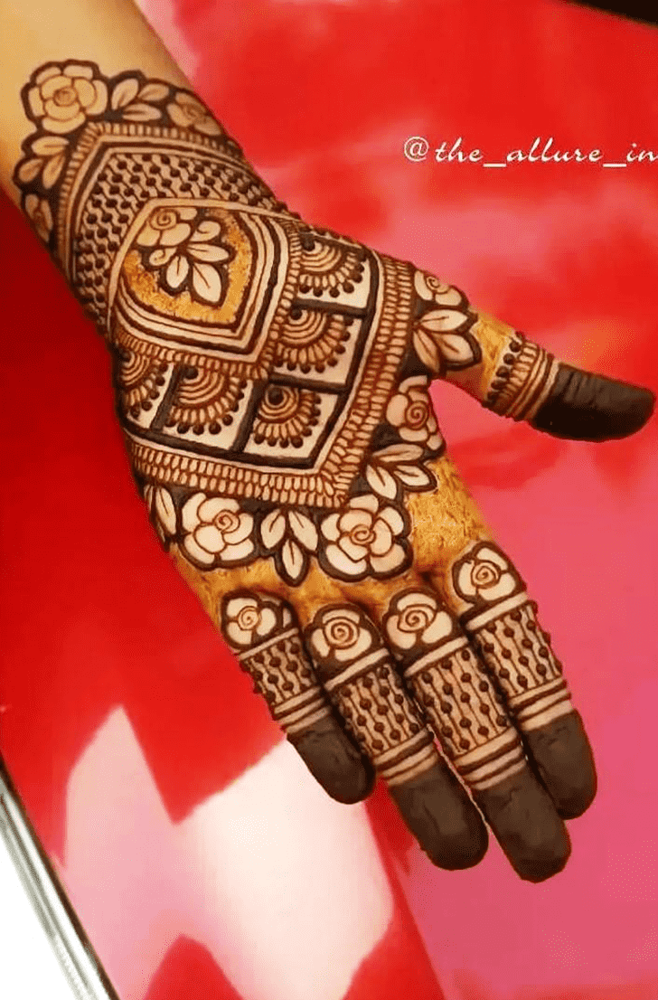 दिवाली पर लगाएं बहुत ही सुंदर मेहंदी डिजाइन आसान तरीके से |Beautiful  Stylish Back Hand Mehndi Design mehandi_design_by_khushi… | Instagram