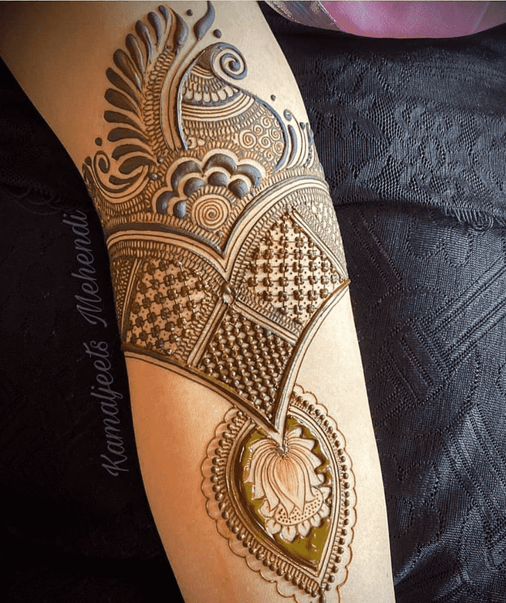 Delightful Vijayawada Henna Design