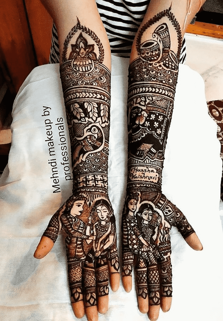 Enticing Vijayawada Henna Design