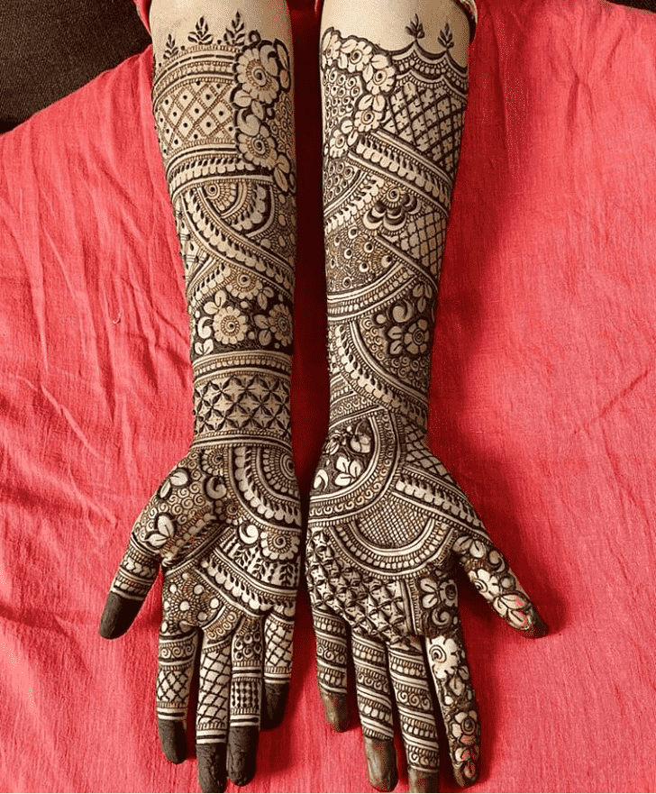 Pretty Vijayawada Henna Design