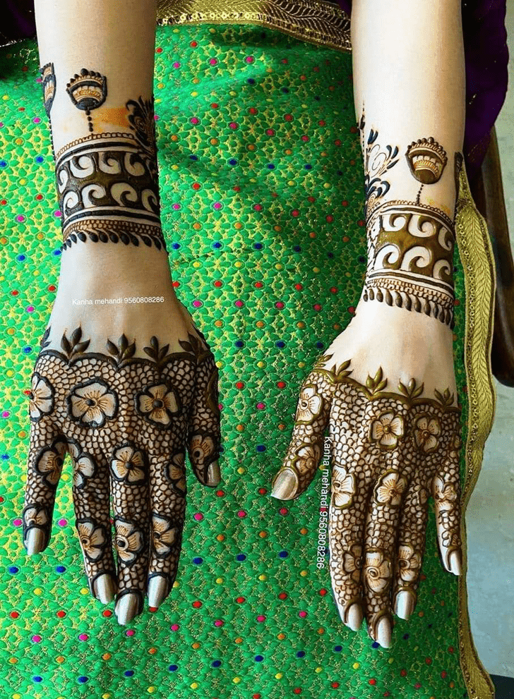 Exquisite Visakhapatnam Henna Design