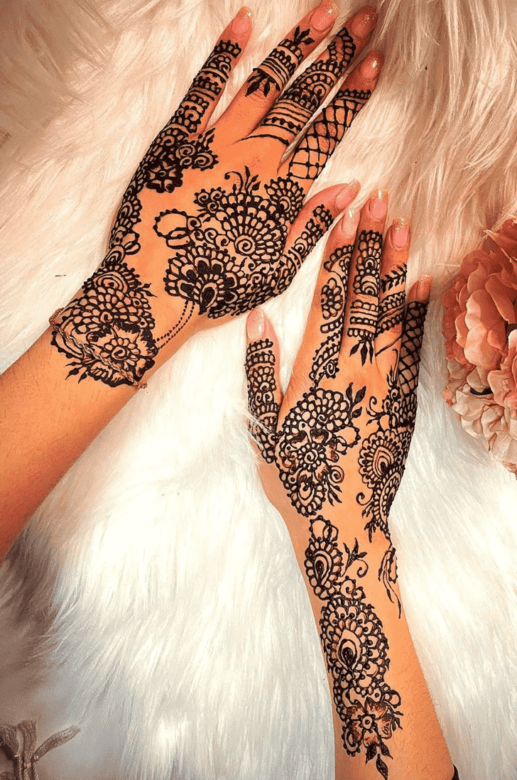 Ideal Visakhapatnam Henna Design