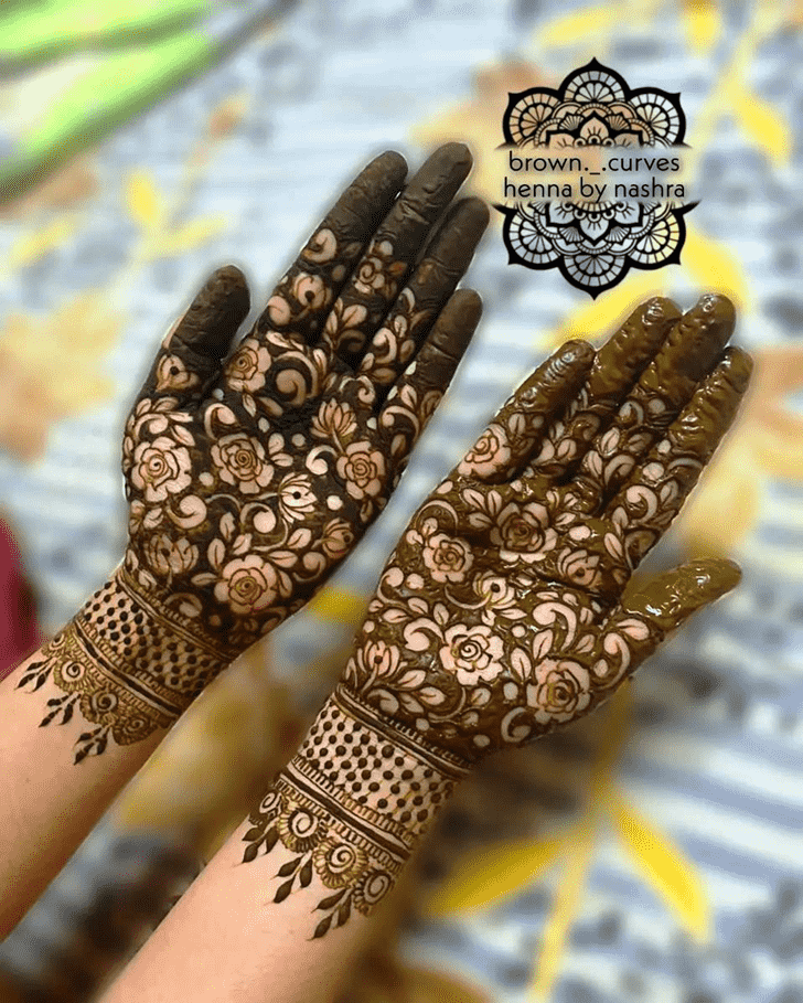 Shapely Visakhapatnam Henna Design