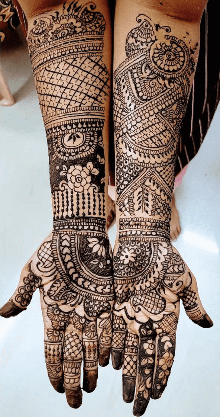 Dazzling Wedding Henna Design