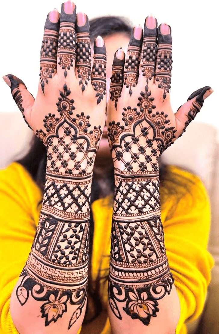 Magnetic Wedding Henna Design