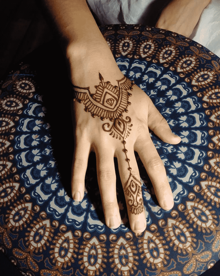 Delicate Women Henna design