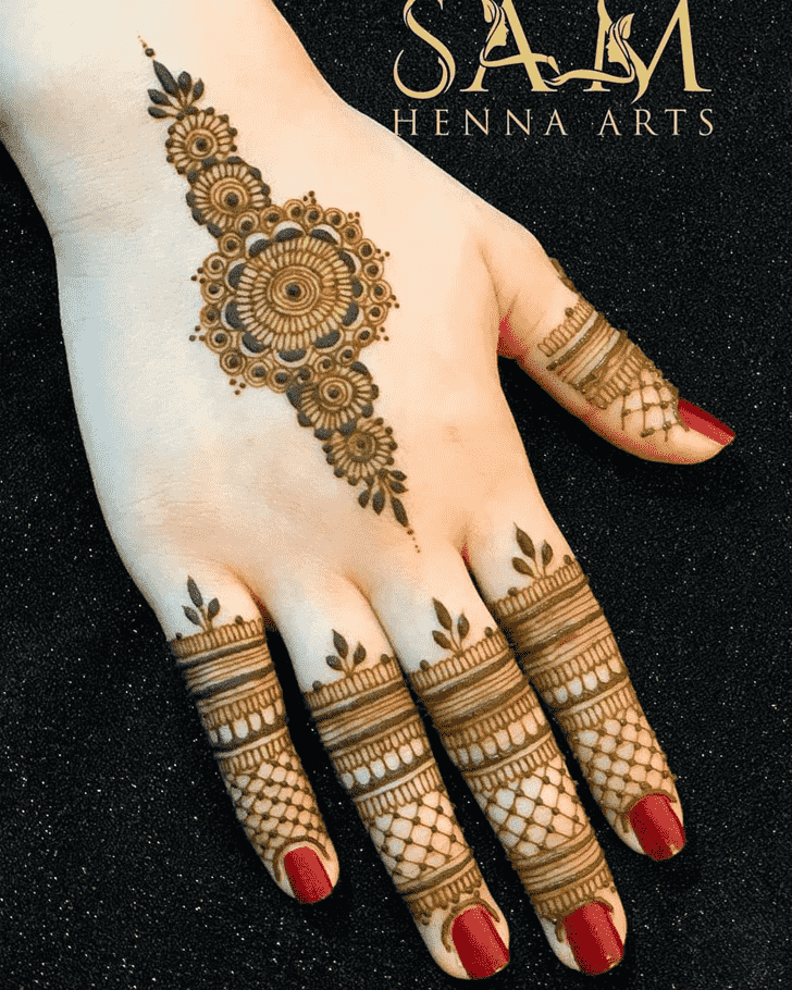 Stunning Women Henna design