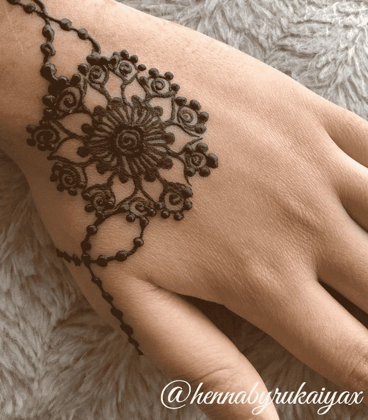Pleasing Wrist Henna design